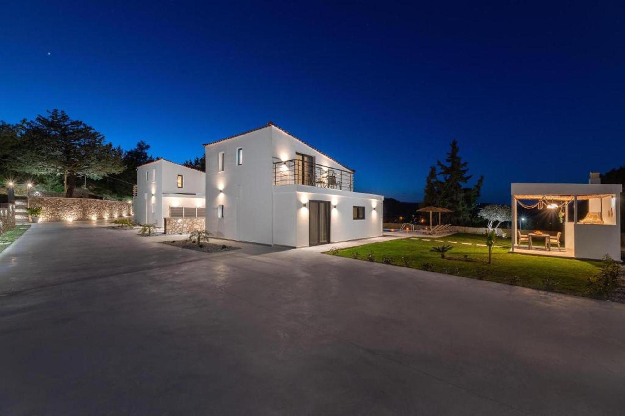 Villa Aiora Luxury