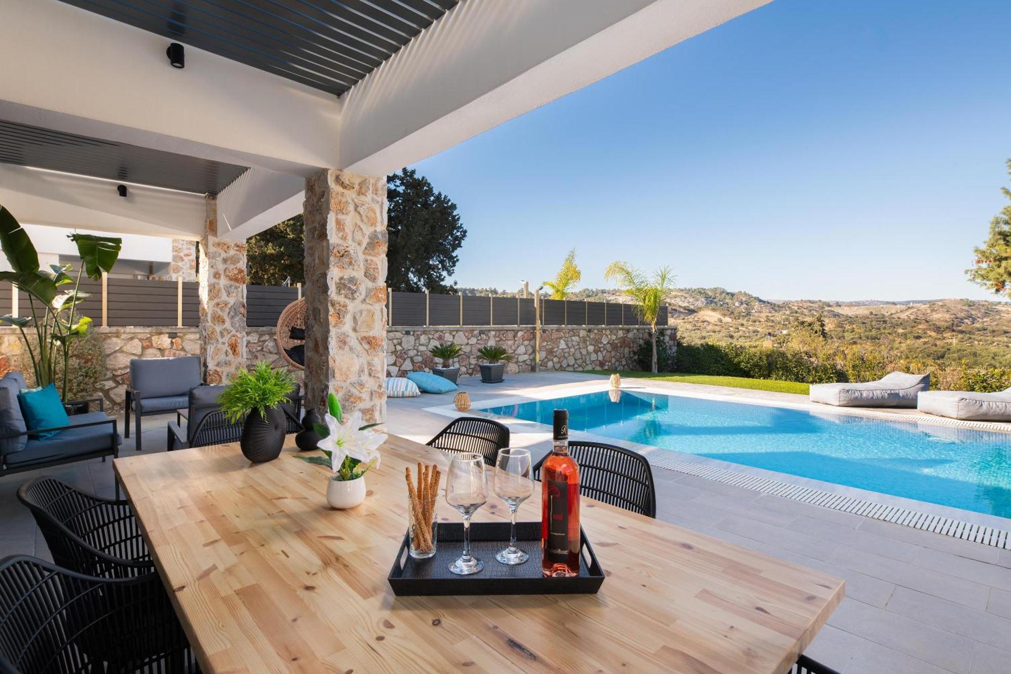 Villa Aiora Luxury *