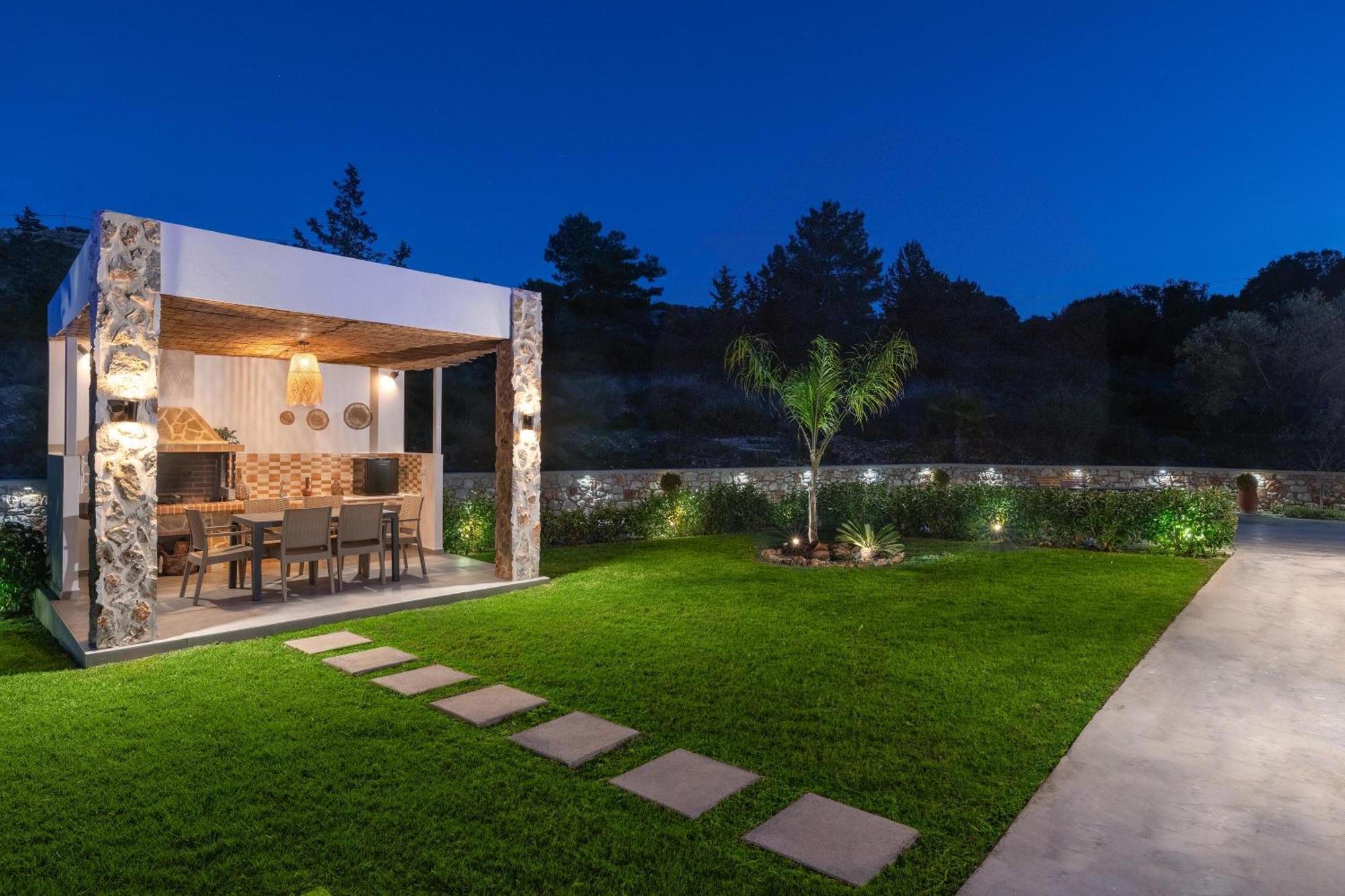 Aiora Luxury Villa Afantou