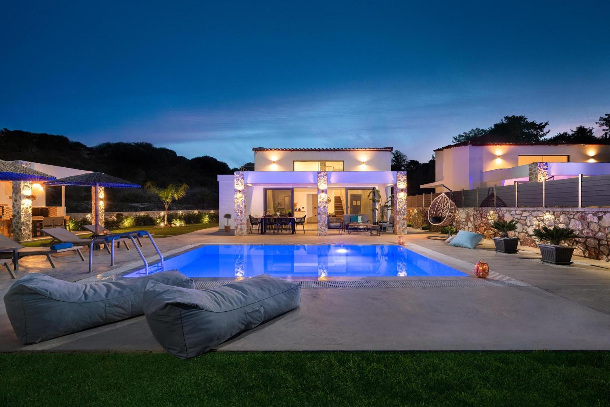Aiora Luxury Villa Afantou